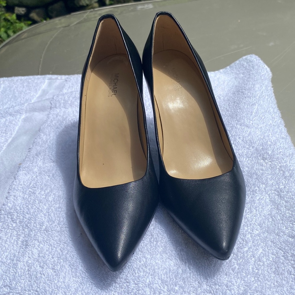 Professional Michael lord black heels